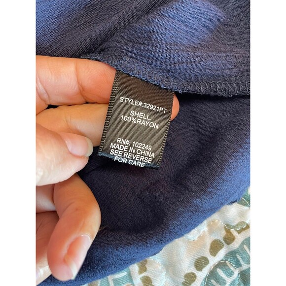 Anthropologie Skies Are Blue Sia Embroidered Peasant Top‎ Size SP Navy White - Picture 12 of 13